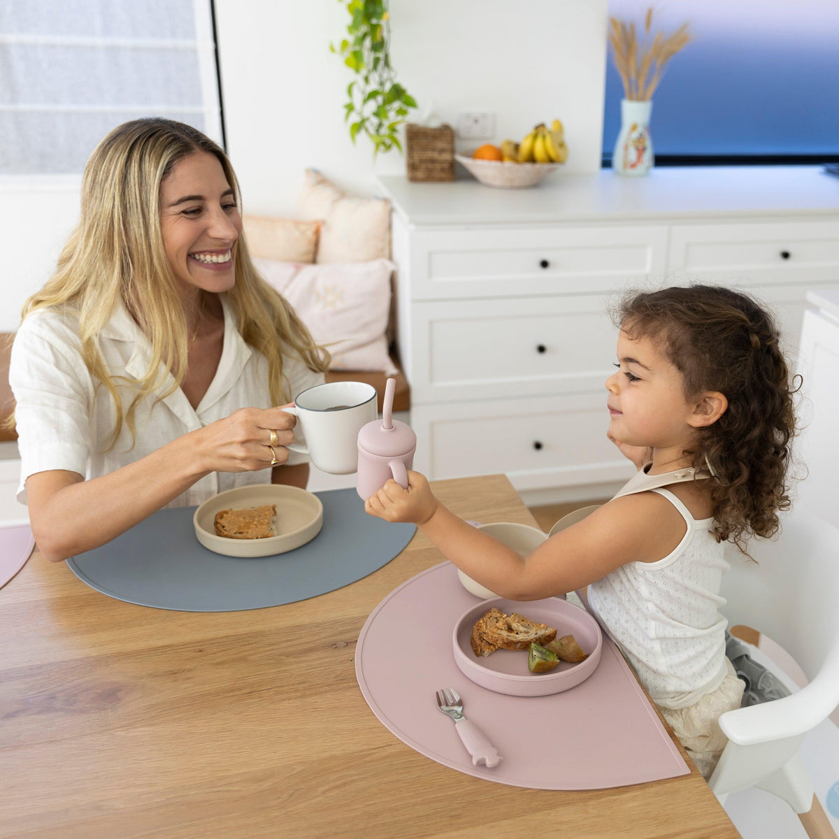 8 Ways to Encourage Healthy Eating Over the Holidays - Catchy